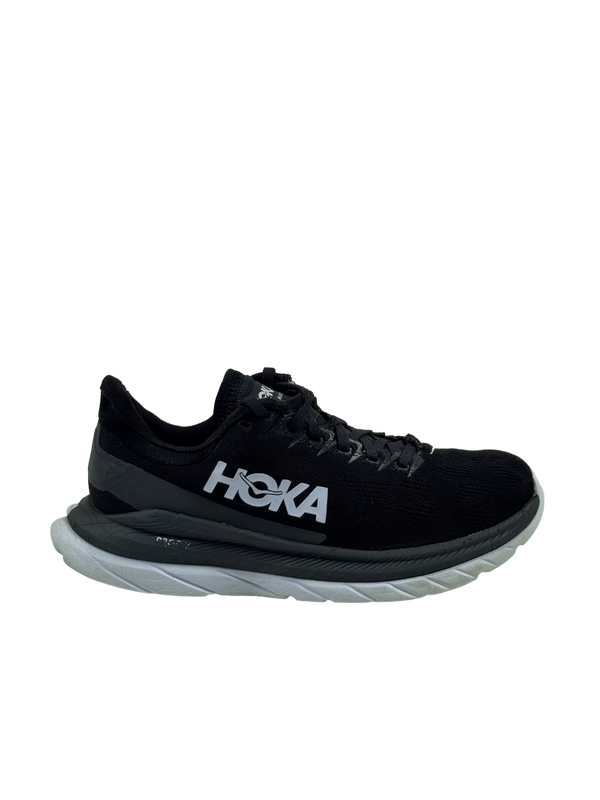 Hoka One One Mach