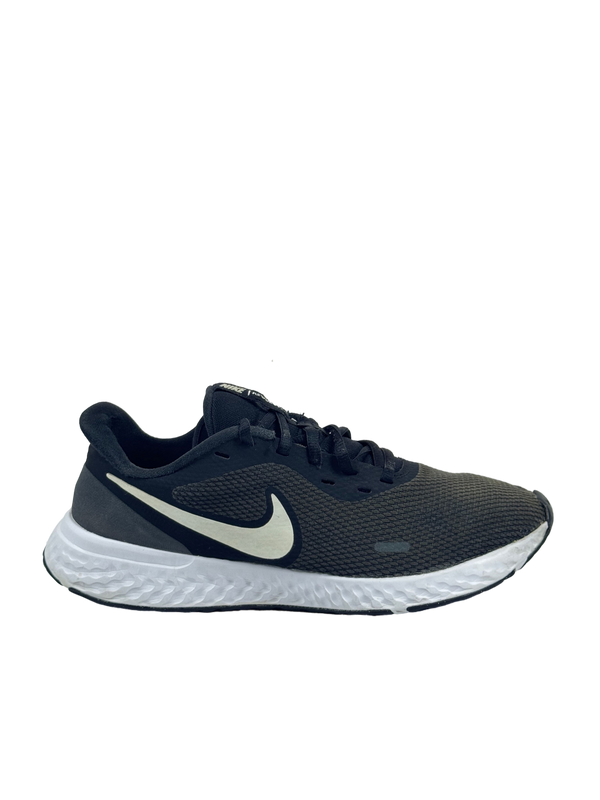 Nike Revolution 4 Running