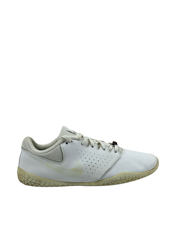 Nike Cheer