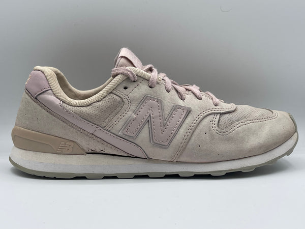 New Balance 996