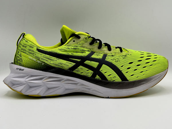 Asics NovaBlast 22