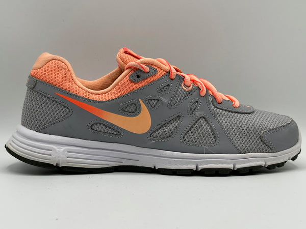 Nike Pre Evoluation 2