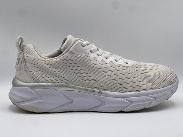 Levity Cloud Max shoes