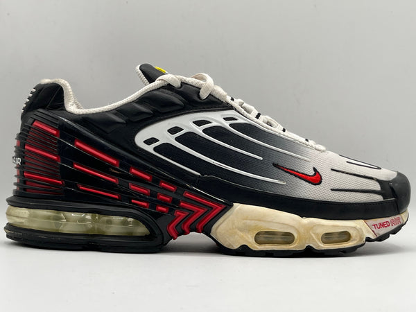 Air Max Plus 3 Black Red Sneaker
