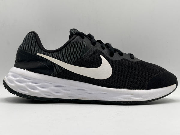 Revolution 6 Running Shoe