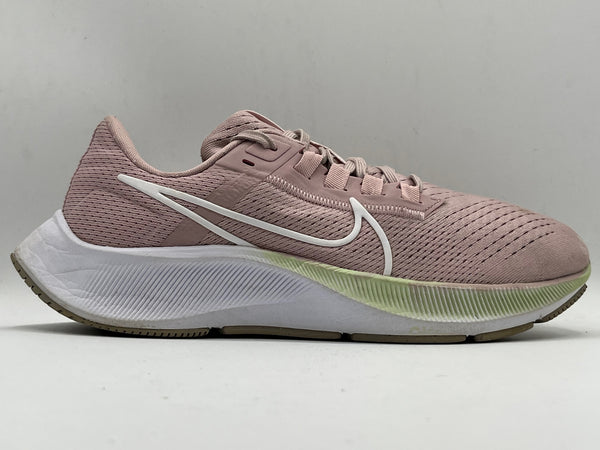 Air Zoom Pegasus 38 Running Shoe