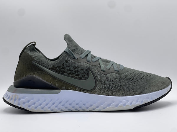 Nike Men's Epic React Flyknit 2 Running Shoes