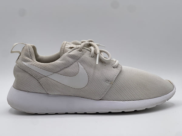 Nike Women's Roshe One Casual Shoes