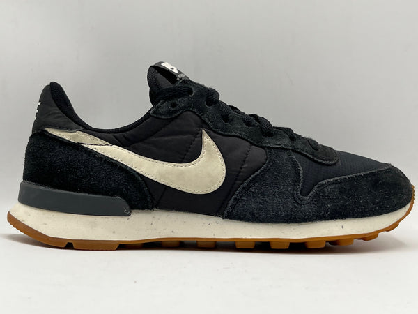 Internationalist Trainers Shoes