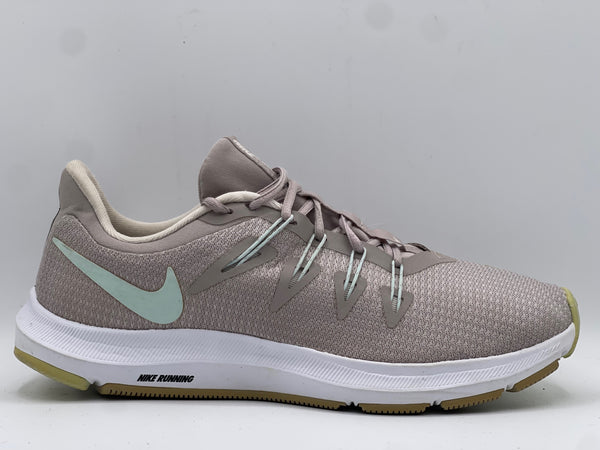 Nike Women Quest Sneakers