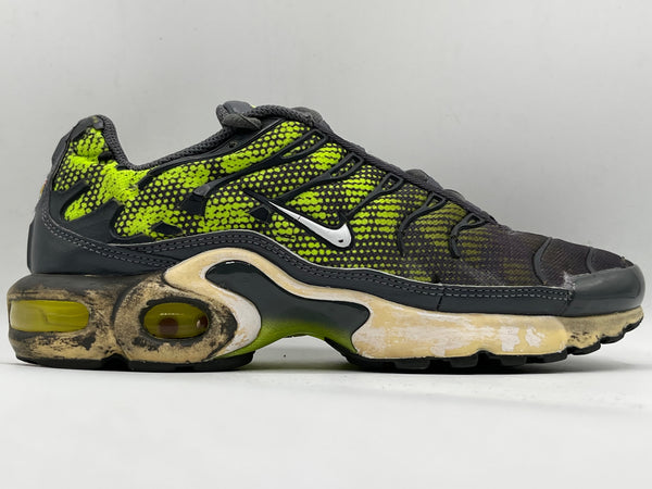 Air Max Plus TN "Black Volt" Sneaker