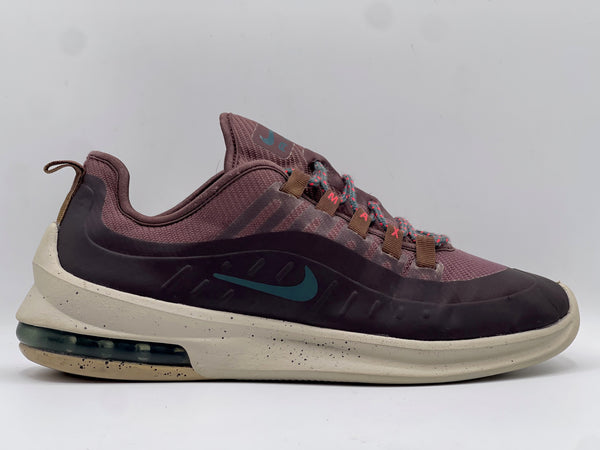 Air Max Axis Sneaker