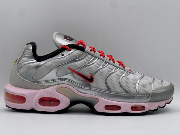Air Max Plus Metallic Silver Bright Crimson Sneakers