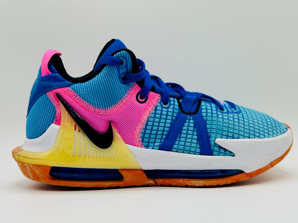 Nike Men's LeBron Witness 7 Basketball